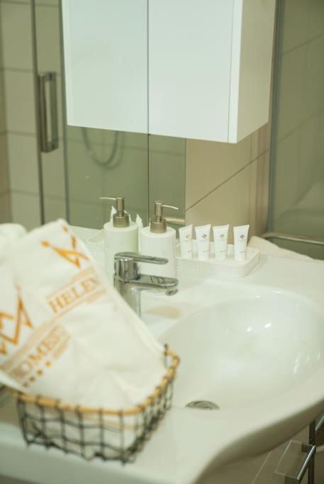 Cozy Flat By Wenceslas Square! プラハ エクステリア 写真